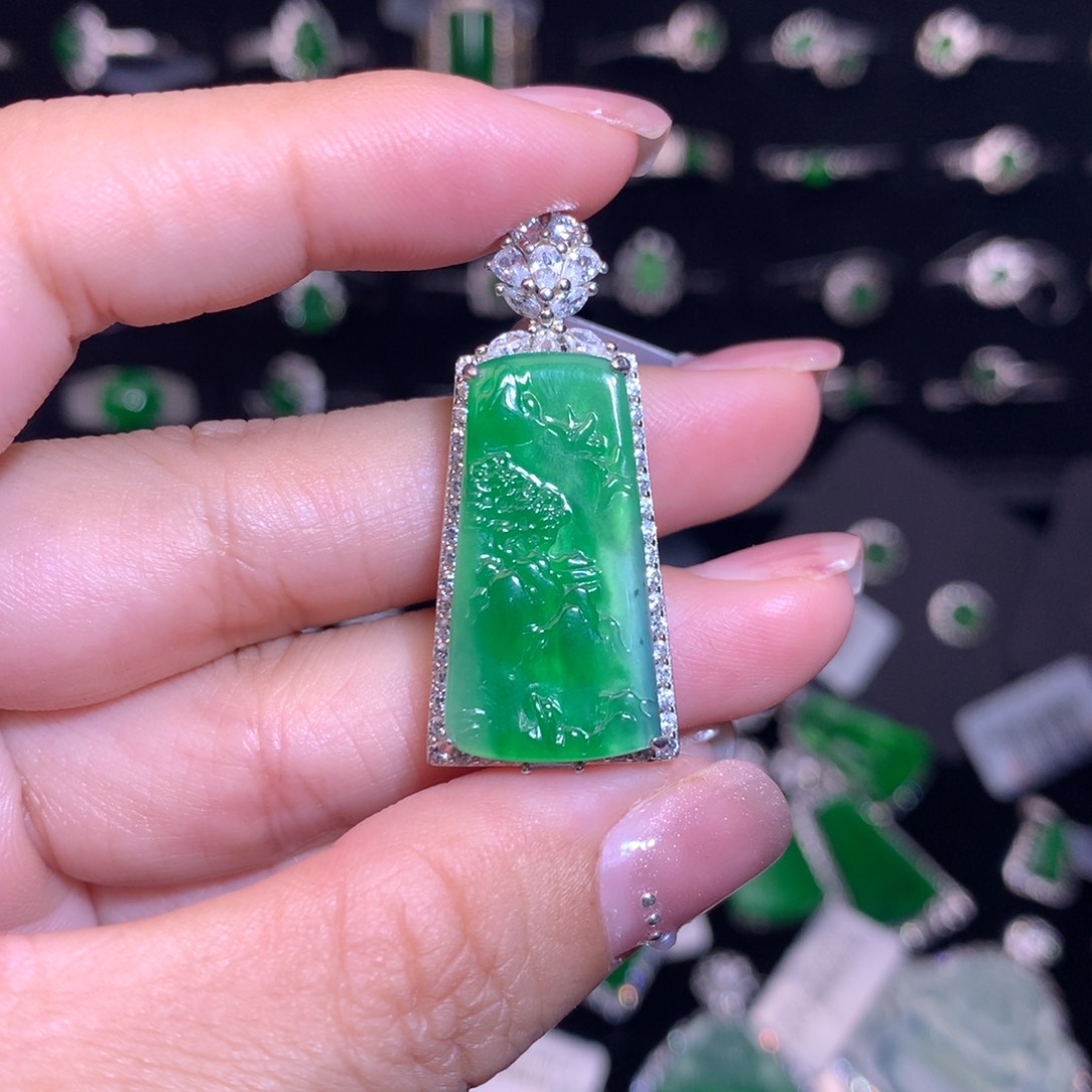 【闪购商品】翡翠银S925镶嵌吊坠(不含链)天然翡翠