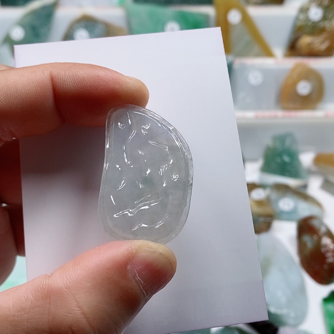 翡翠未镶嵌颈饰乐凡珠宝翡翠挂件