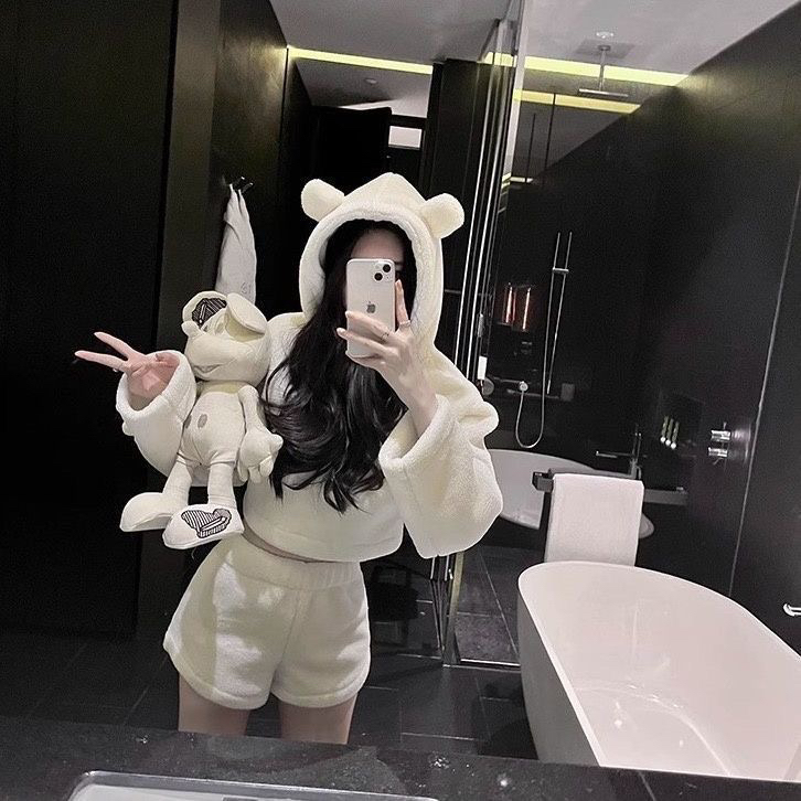 小心机可爱小熊连帽睡衣女款秋冬季毛绒长袖短裤可外穿家居服套装