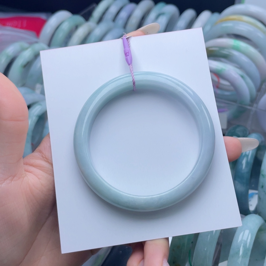 翡翠未镶嵌手镯57圈