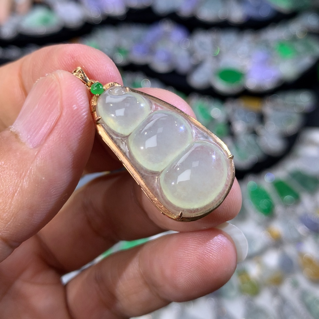 翡翠18K金镶嵌吊坠(不含链)