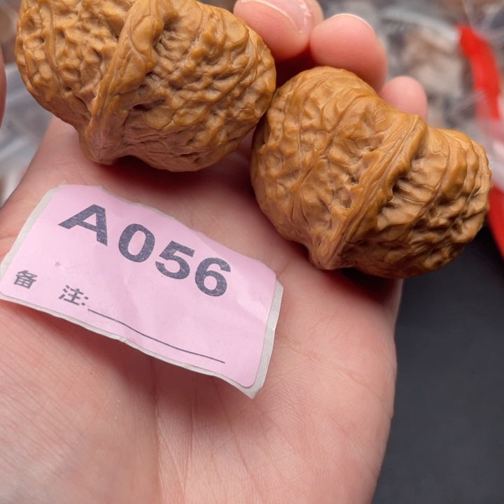 文玩核桃吊坠核桃