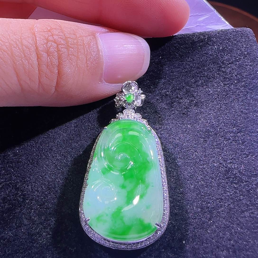 翡翠18K金镶嵌吊坠(不含链)