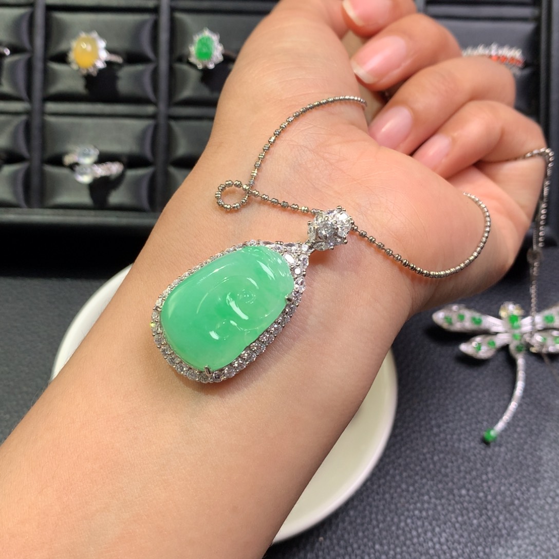 翡翠银S925镶嵌颈饰