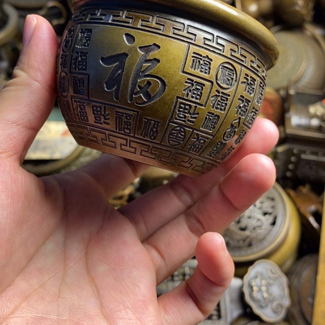 精美铜器做工精良