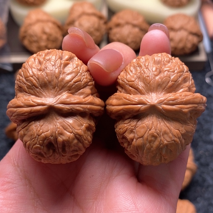 文玩核桃把件精品元宝39