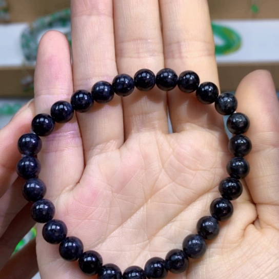 翡翠未镶嵌颈饰珠链