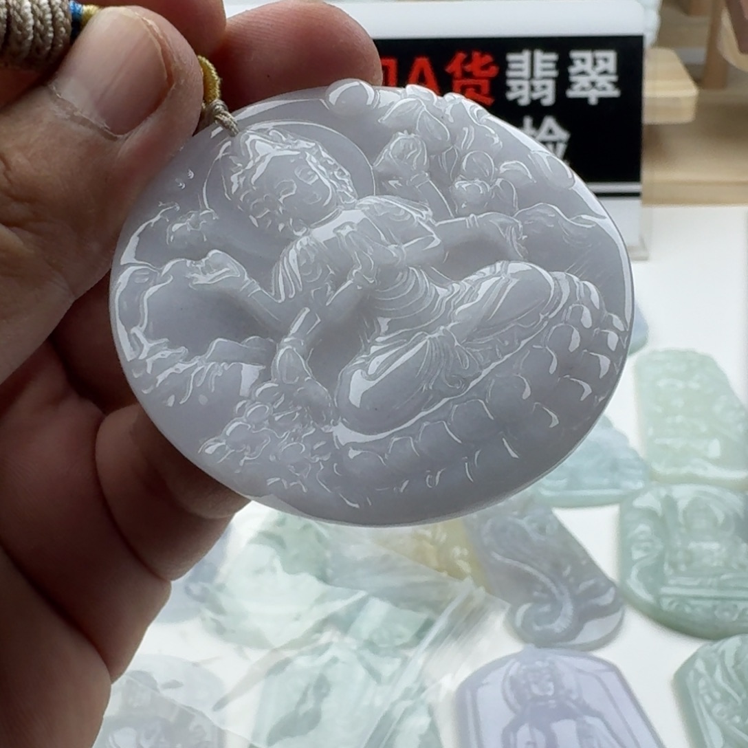 翡翠未镶嵌颈饰天然缅甸A货翡翠