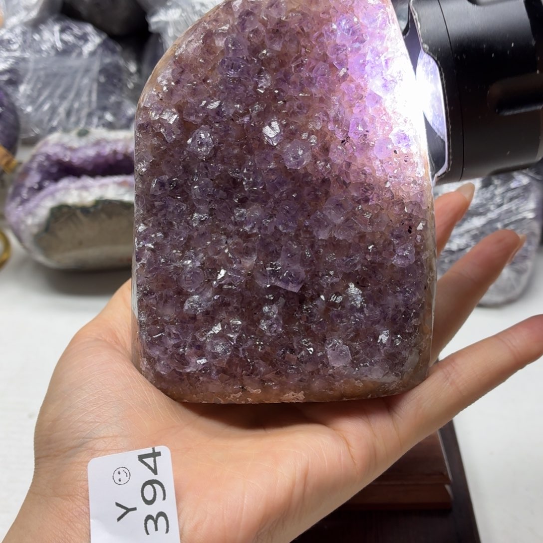 水晶摆件未镶嵌紫水晶