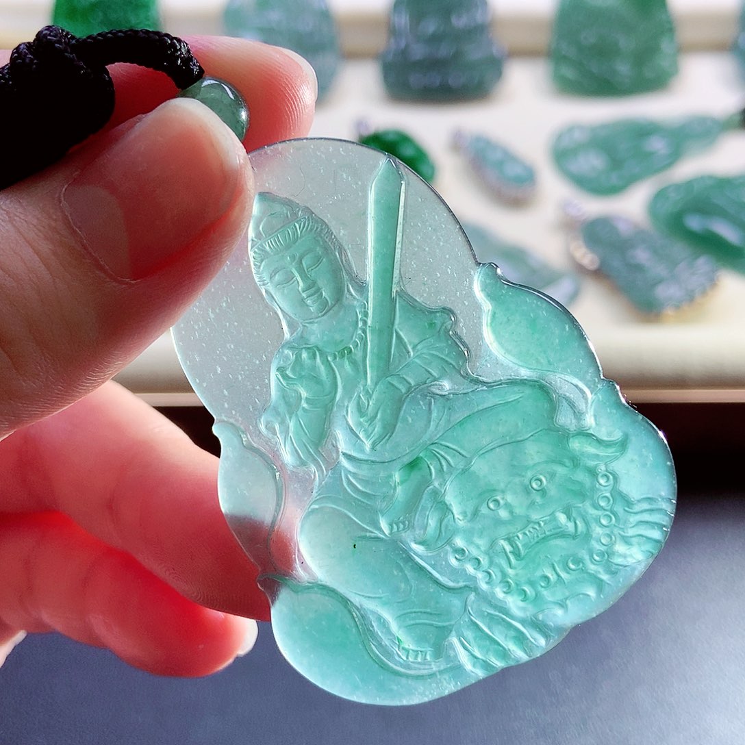 【闪购商品】翡翠未镶嵌颈饰天然