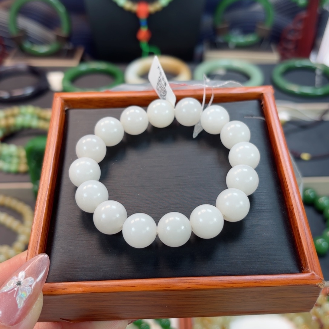 和田玉手链未镶嵌