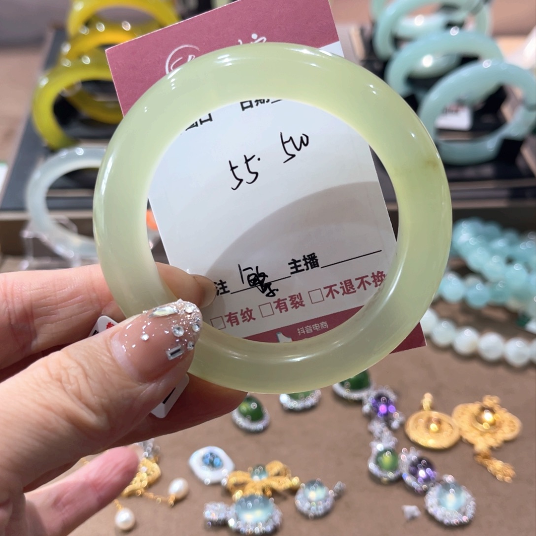 蛇纹石玉手链未镶嵌繁**尽