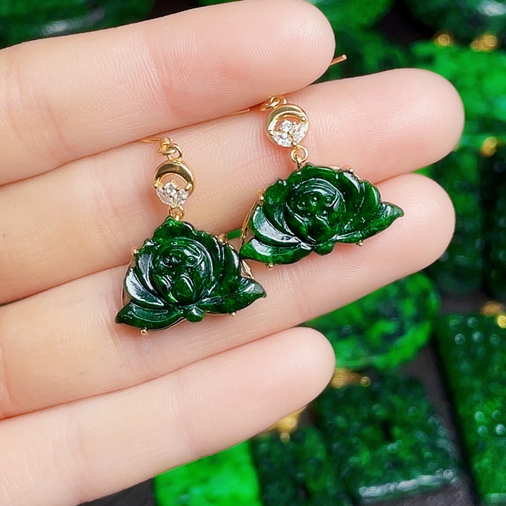 翡翠银S925镶嵌颈饰多样性