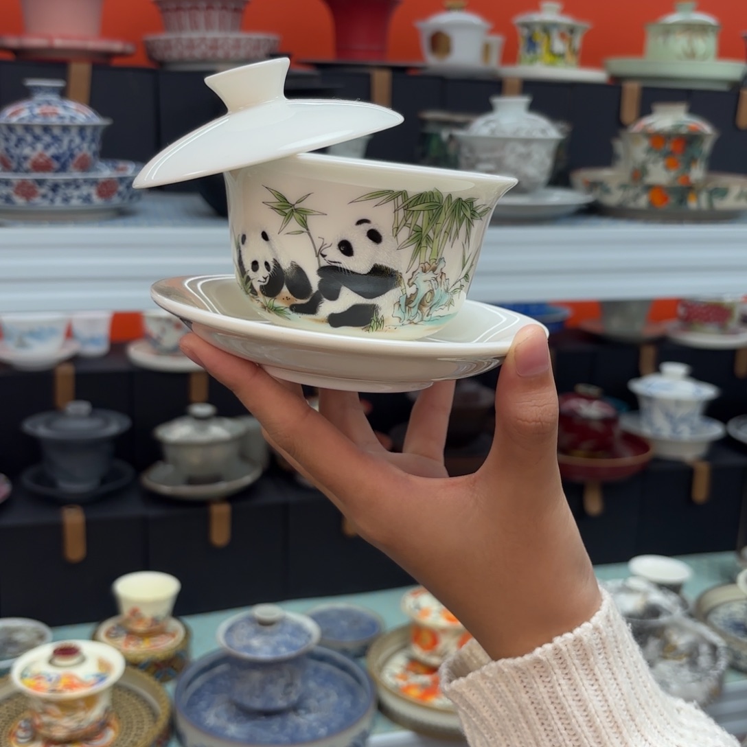 高端大气中透露出来