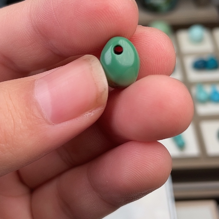 绿松石未镶嵌吊坠