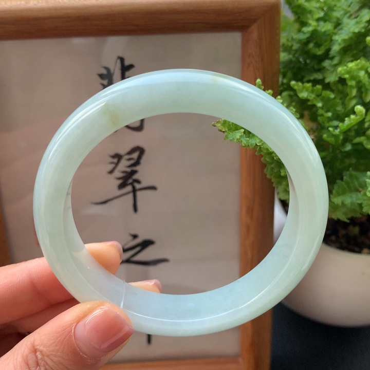 翡翠手镯未镶嵌翡翠手镯55