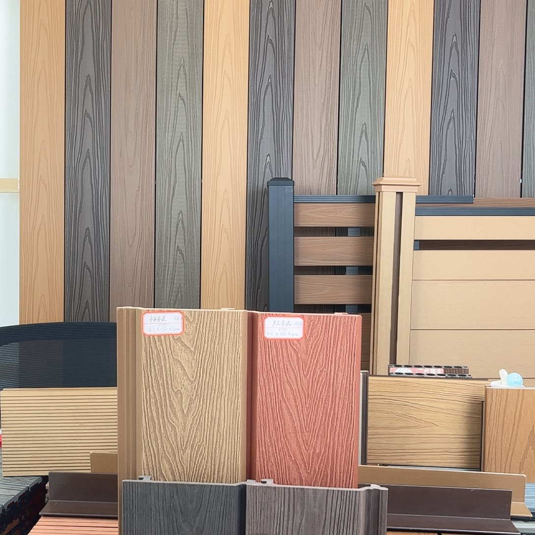 已***置外墙板浅咖色14平，柚木色56平，6根封边条，多送点螺丝