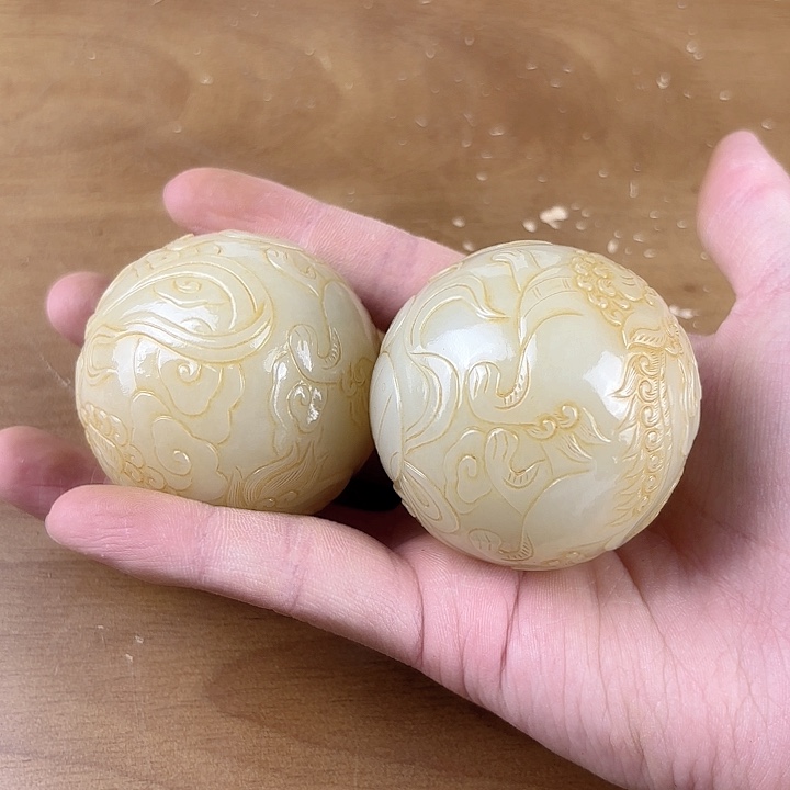 和田玉未镶嵌挂件贵****院