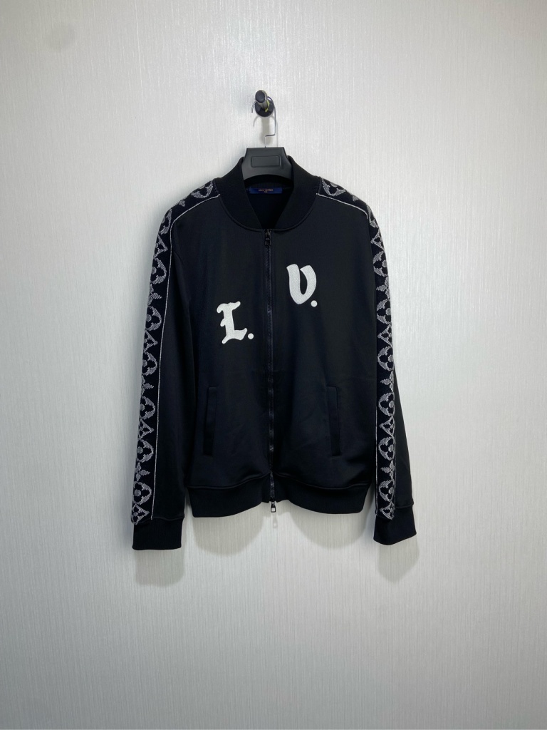 回奢帝/Louis Vuitton/黑色串标刺绣字母/XL码/全新带吊/11900