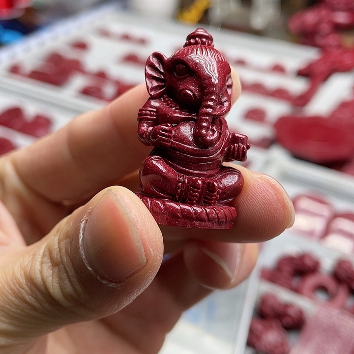 天然辰砂紫金砂象神摆件挂件