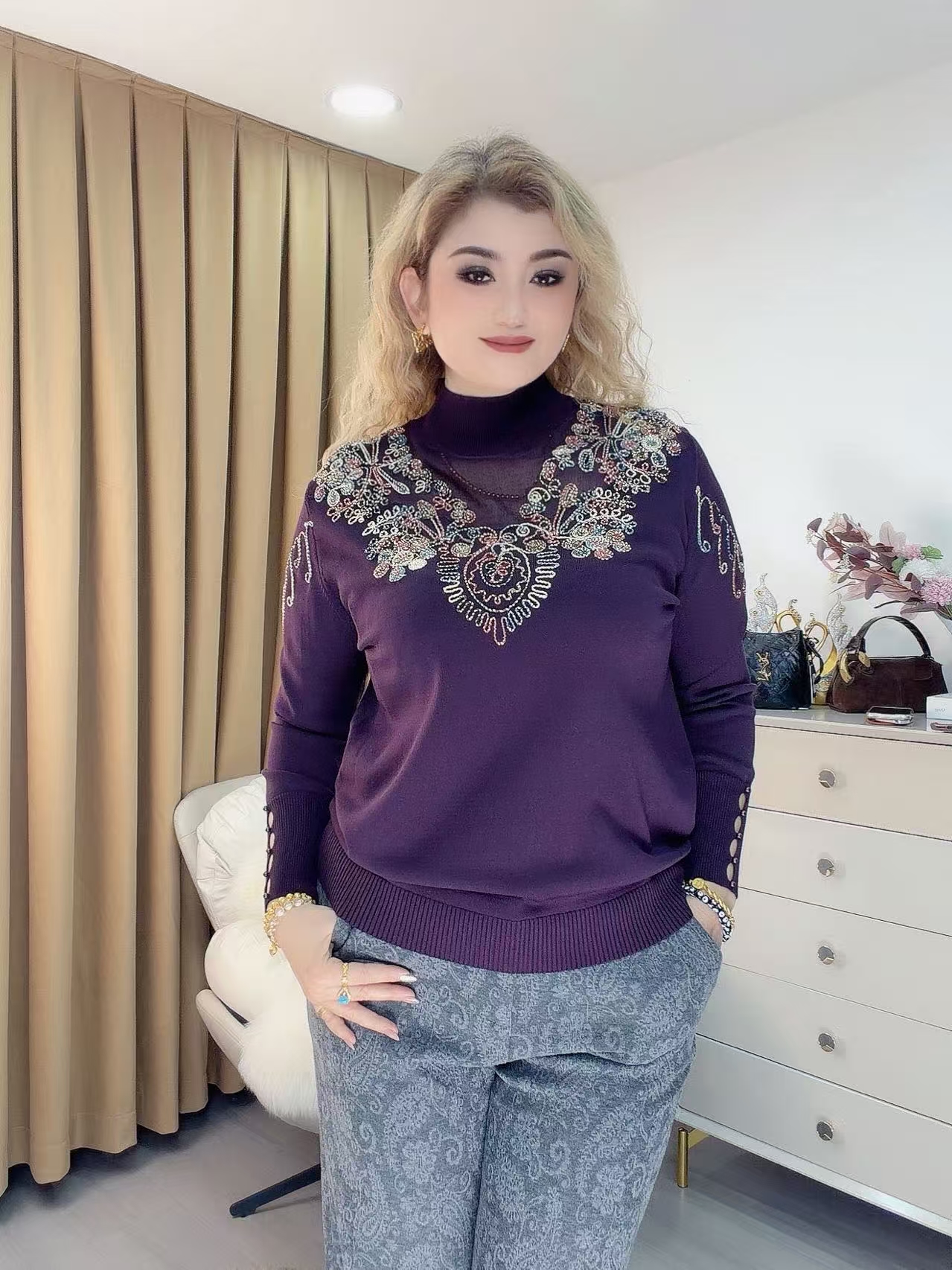 秋冬时尚高领民族风百搭重工手工针织衫