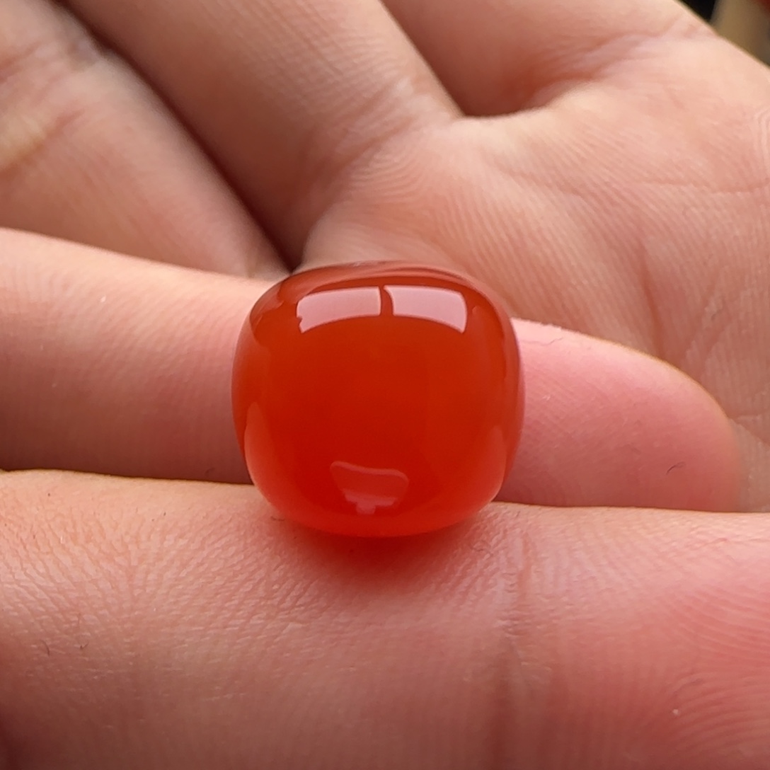 南红玛瑙老型12.5x11.2未镶嵌孔马牙