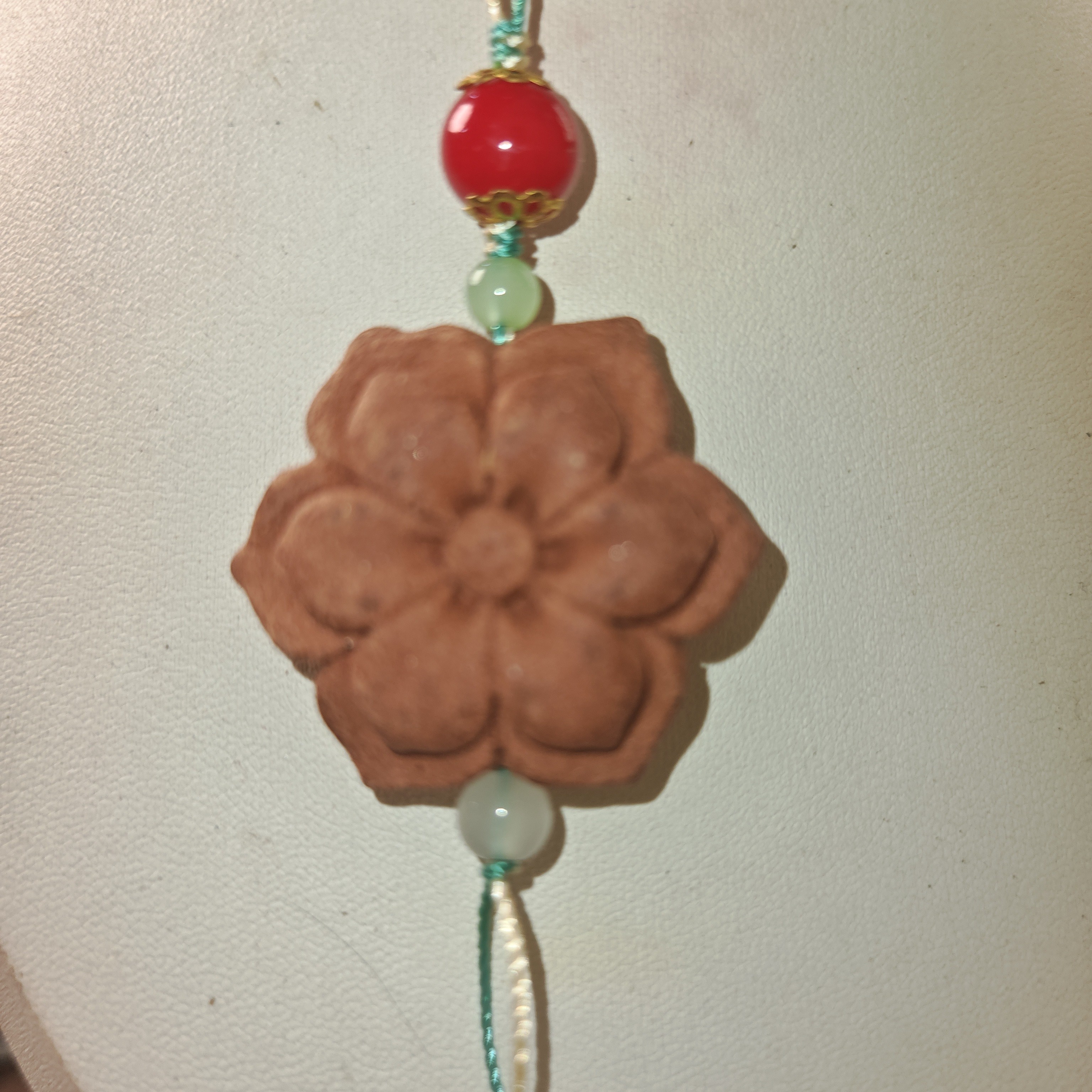 百草香贵妃宫中香花朵瑕疵串