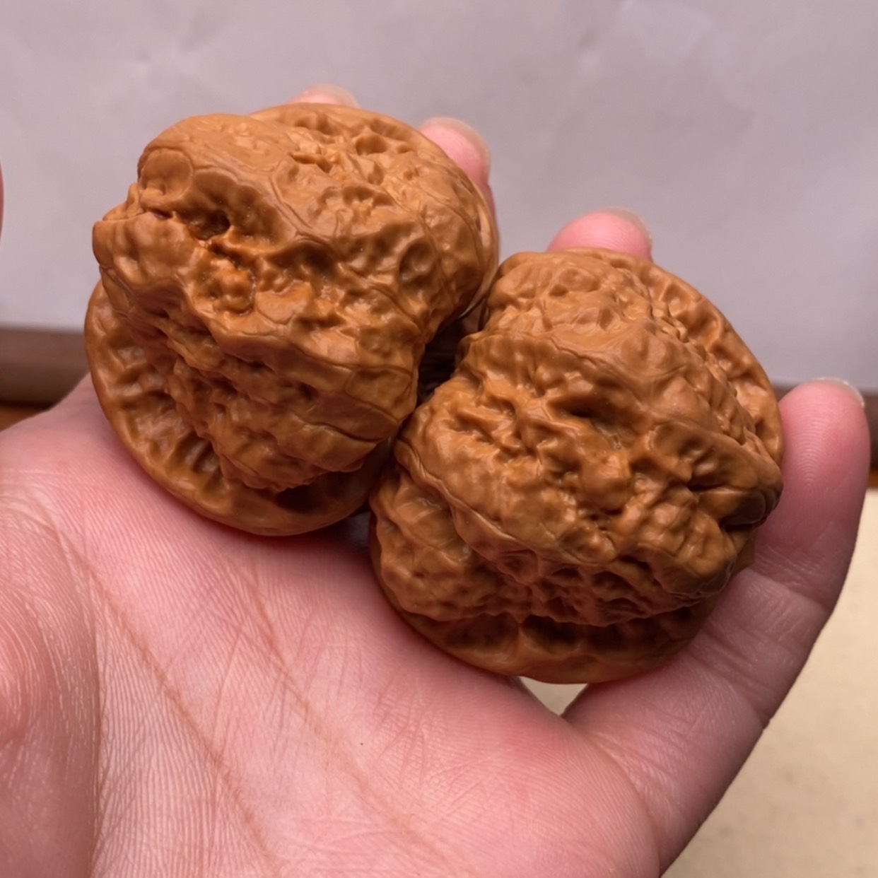 【闪购商品】把件文玩核桃边43左右