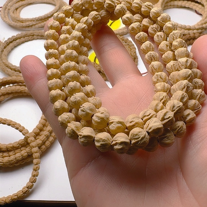 柏香籽/百香籽吊坠迈****硕