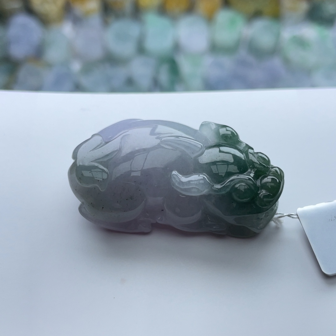 翡翠颈饰未镶嵌貔貅