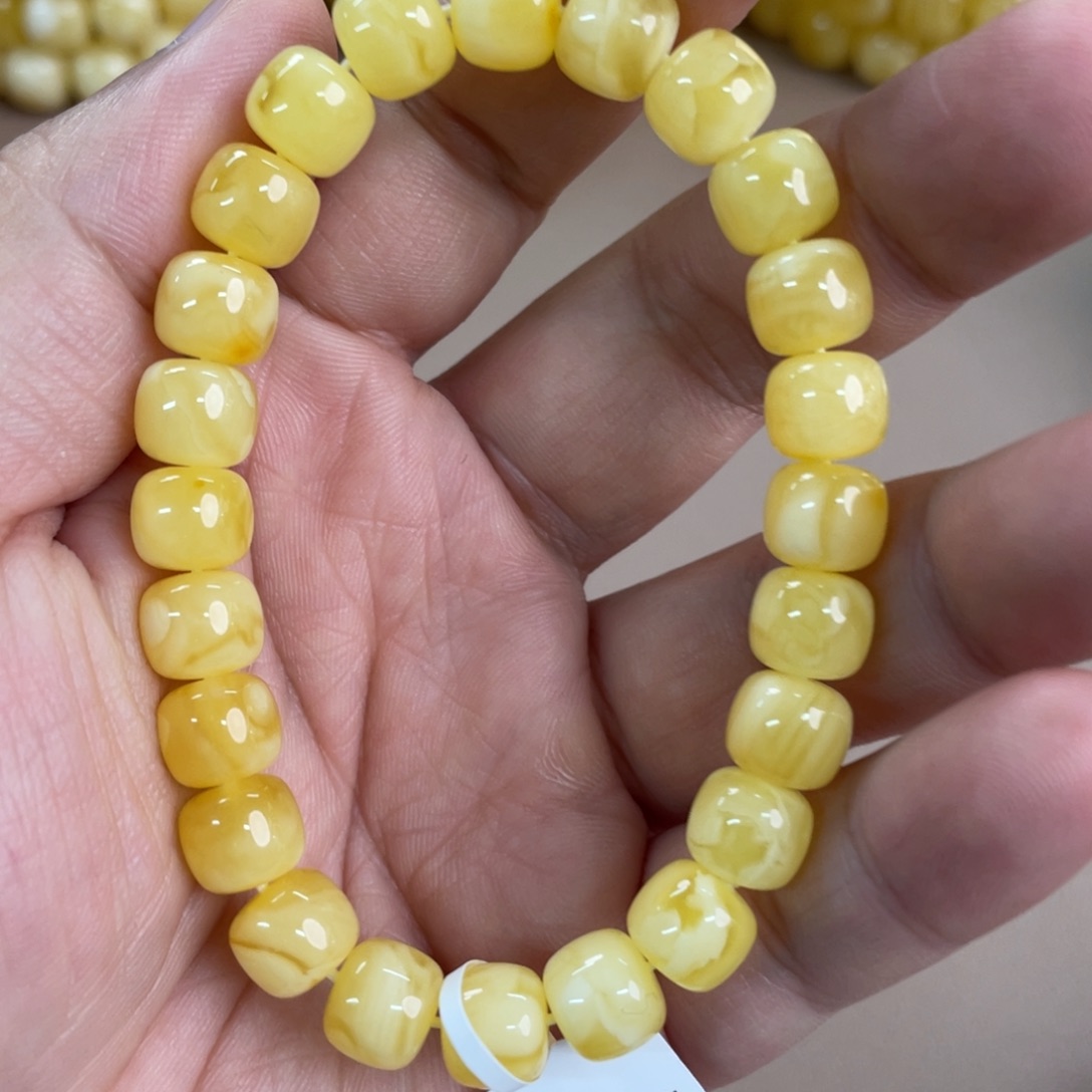 琥珀裸石未镶嵌129000000000