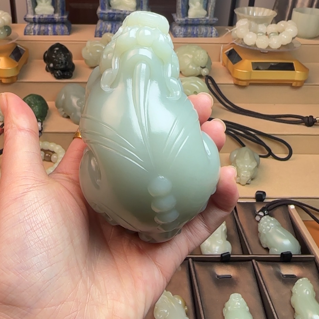 和田玉挂件未镶嵌雨*