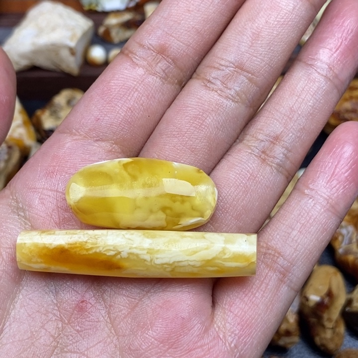 定制琥珀未镶嵌定制琥珀