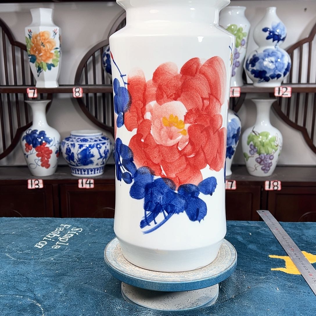 摆件景德镇陶瓷书红牡