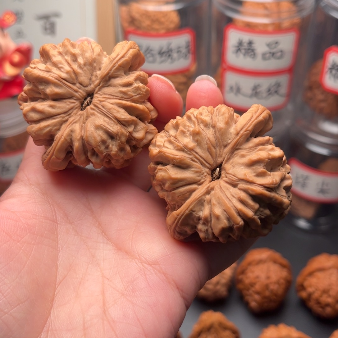 张***。把件文玩核桃51+全品龙鼎
