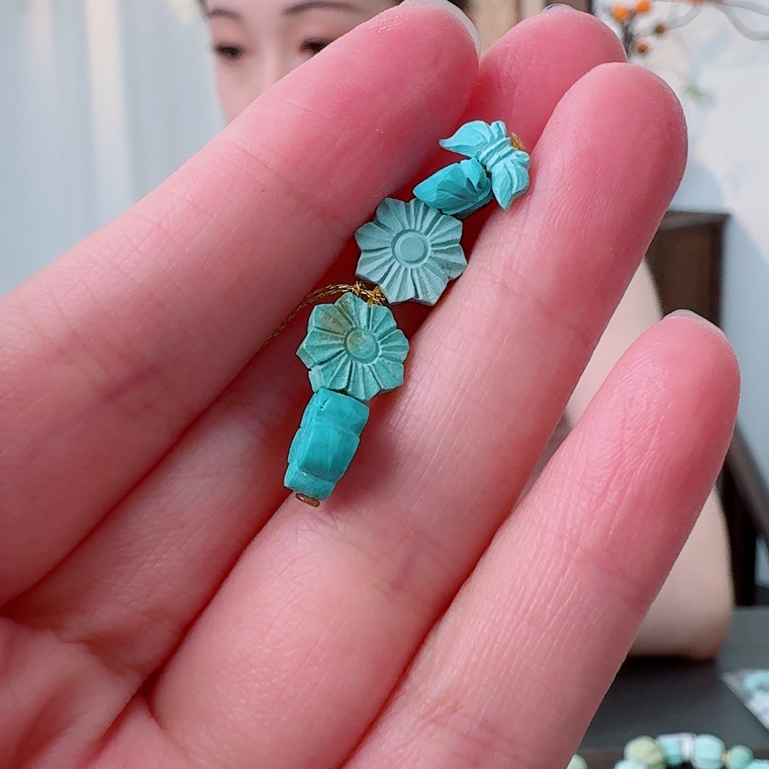 未镶嵌绿松石珠宝奇石