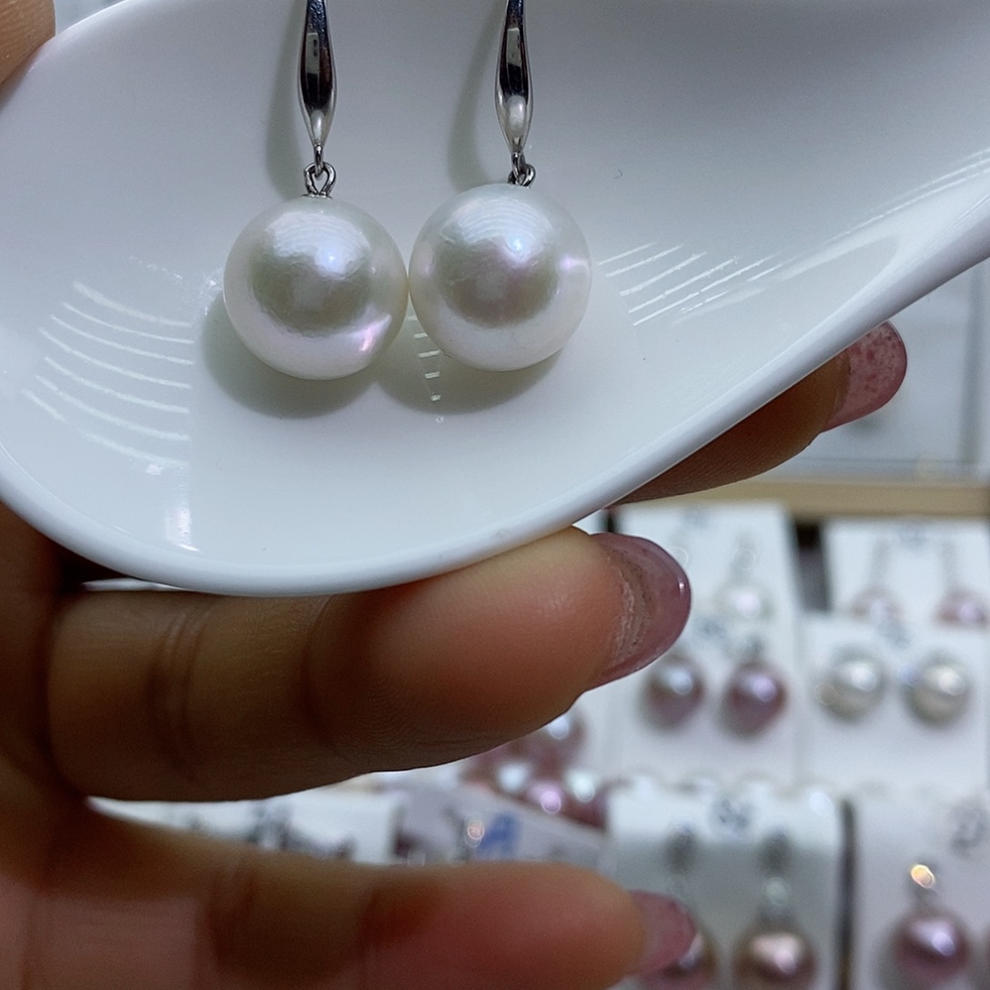 淡水珍珠吊坠(赠链)银S925镶嵌