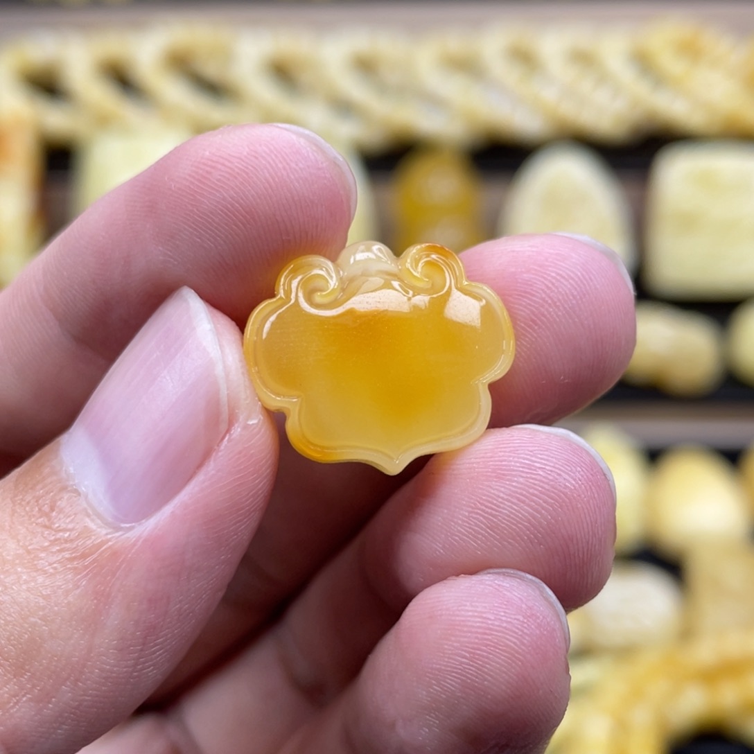 琥珀未镶嵌裸石琥珀蜜蜡