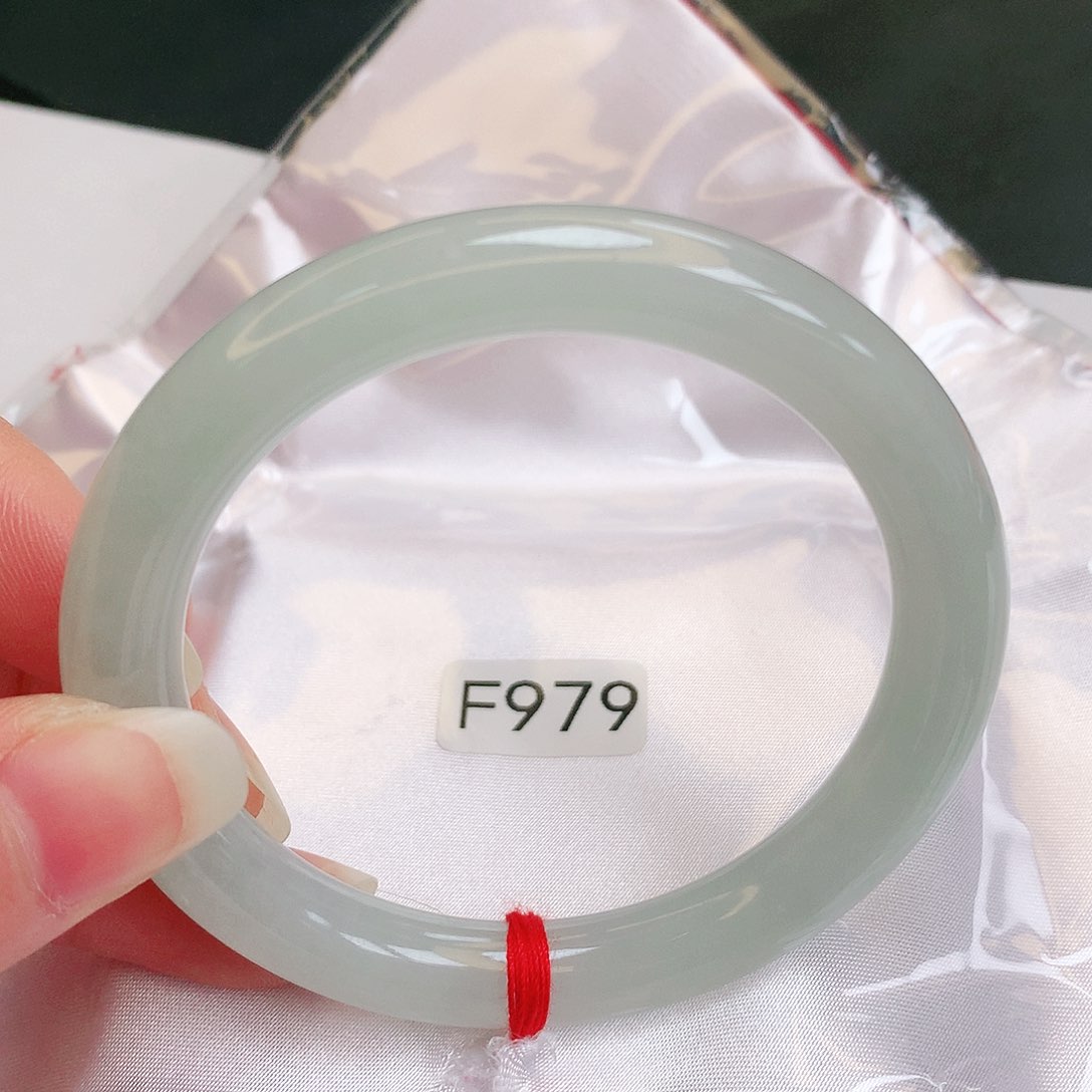 【闪购商品】翡翠手镯未镶嵌缅甸天然a货翡翠