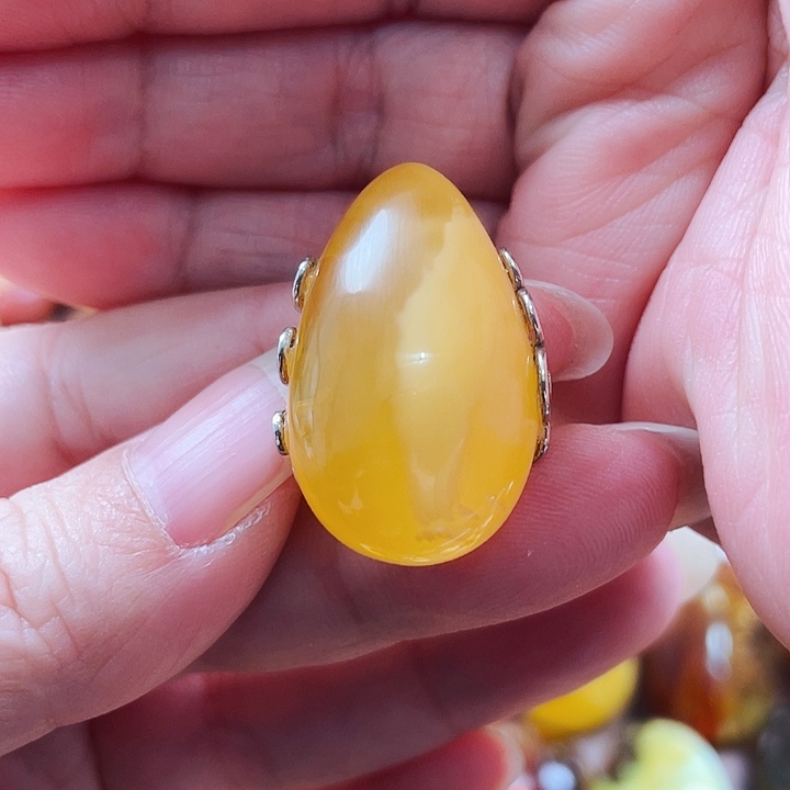 琥珀戒指银S925镶嵌戒指