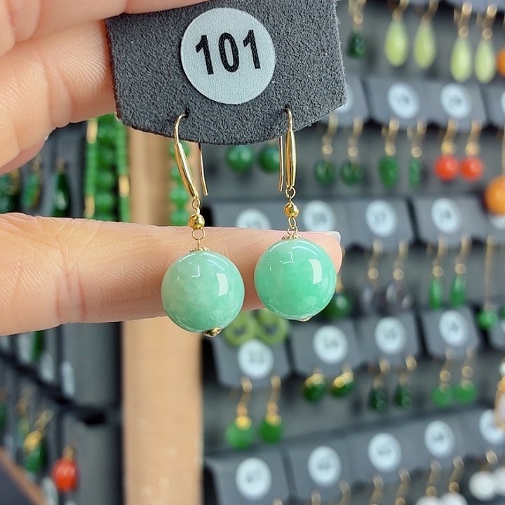 翡翠18K金镶嵌耳饰