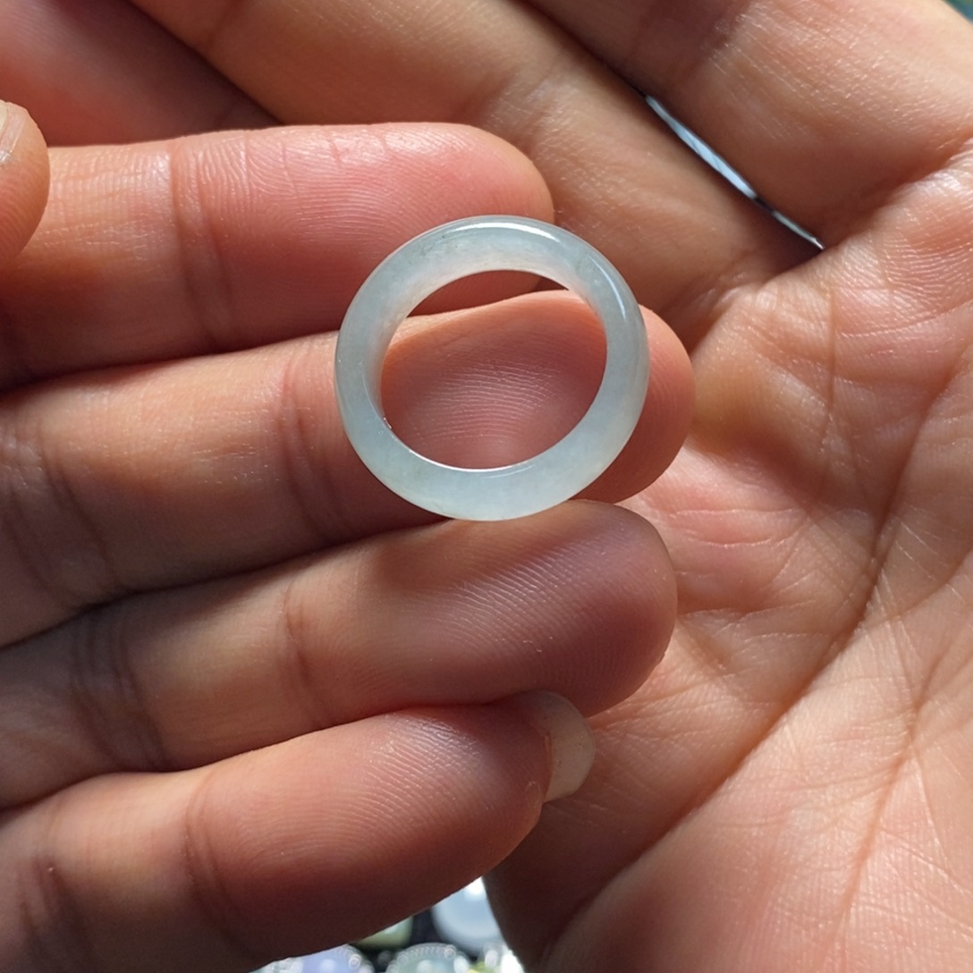 翡翠未镶嵌戒圈天然缅甸翡翠A货戒圈微瑕