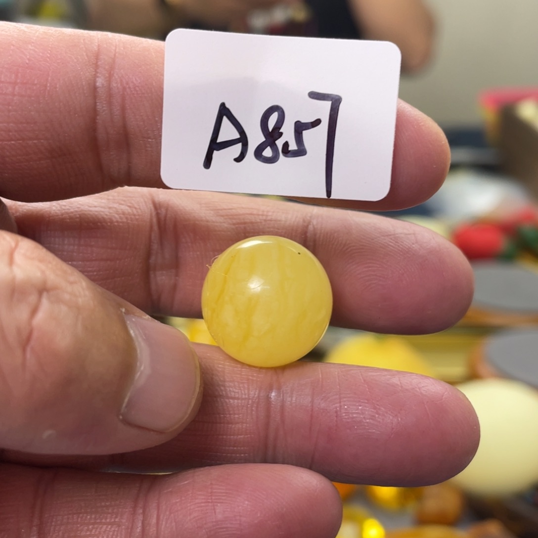 手链琥珀未镶嵌多样性发，发其中一件