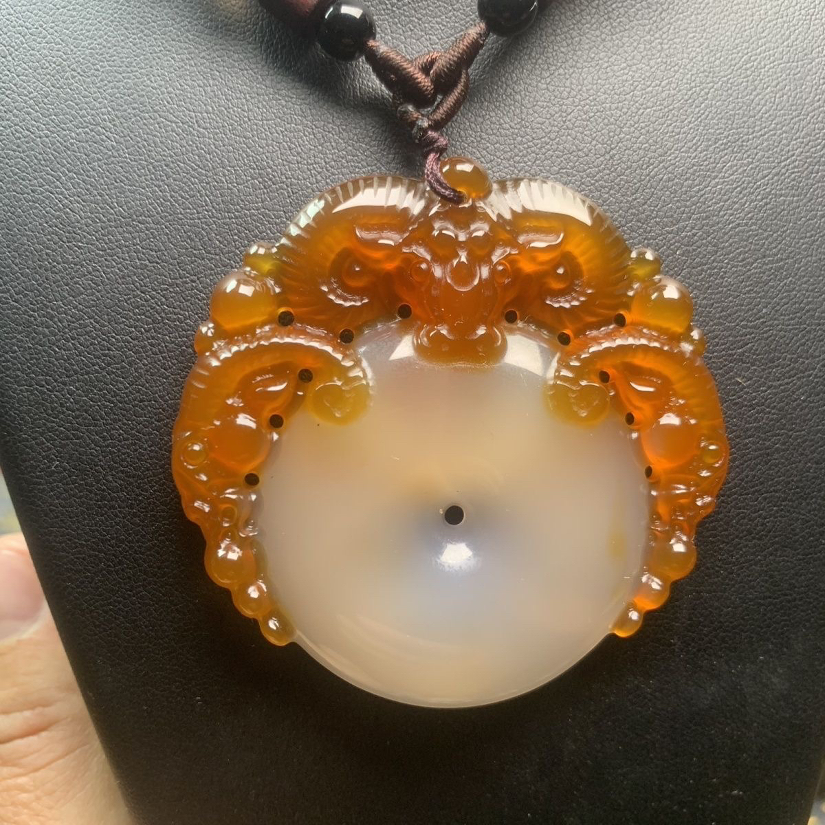 天然玛瑙三阳开泰俏色