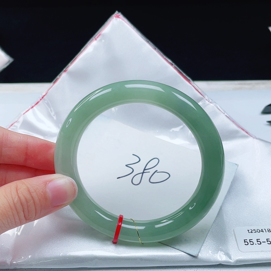 翡翠未镶嵌手镯55+圆条