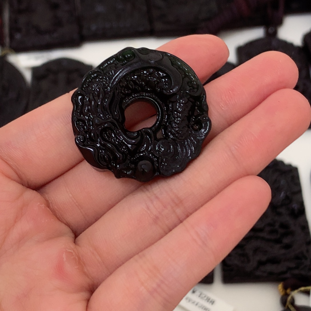 翡翠未镶嵌颈饰天然a货钢琴黑特色题材挂件