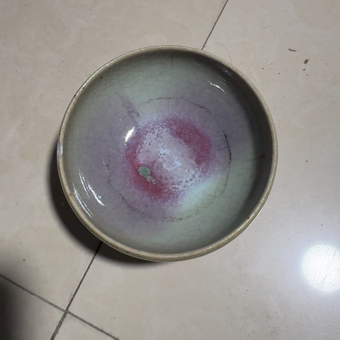 如***初瓷片器形美观大方典雅