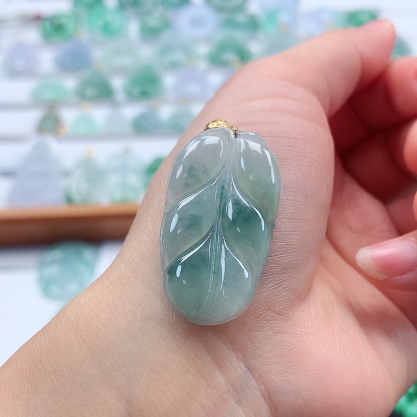 【闪购商品】翡翠吊坠(赠链)18K金镶嵌