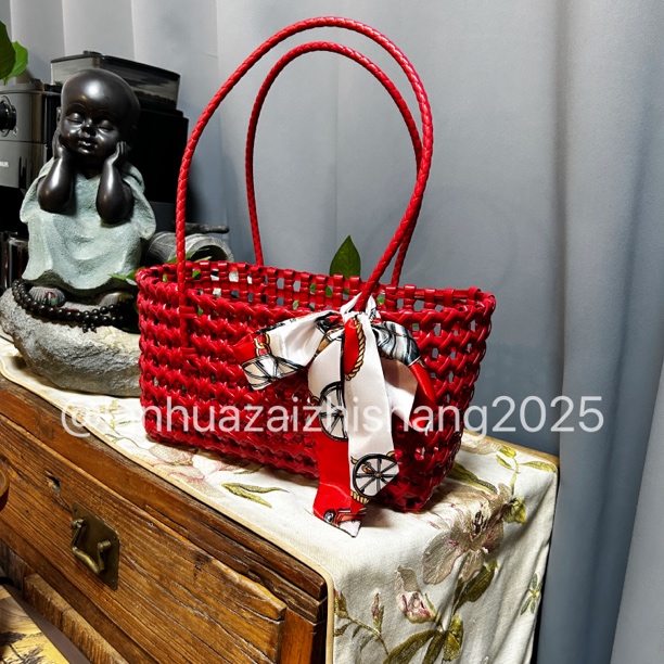 梵依缘编织日式双根防刮单肩防脏单肩包草编休闲红色布包百搭时尚