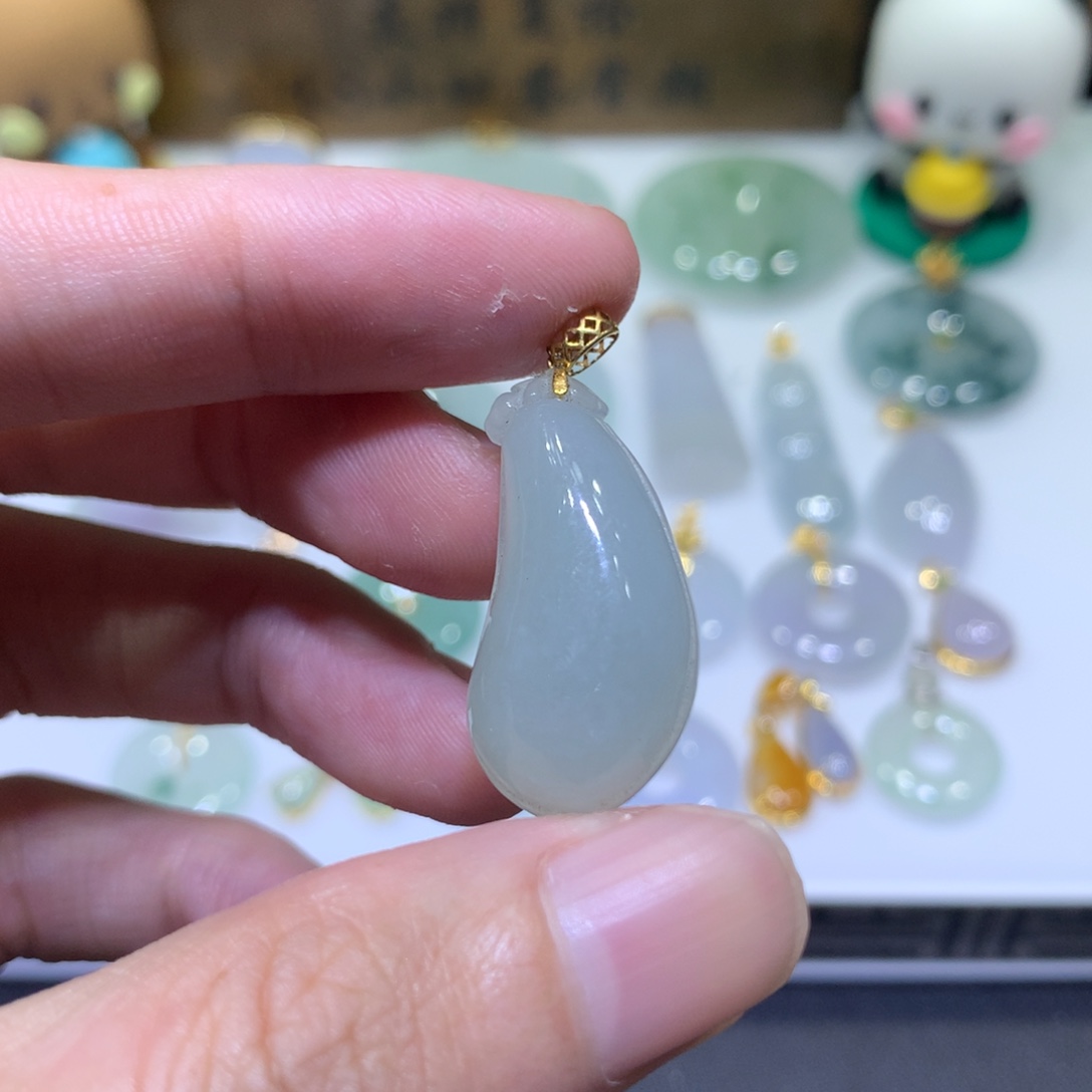 翡翠18K金镶嵌吊坠(不含链)